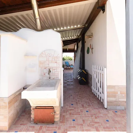 Villa Casa Vacanze Calathatubi - Locazione Turistica Breve *